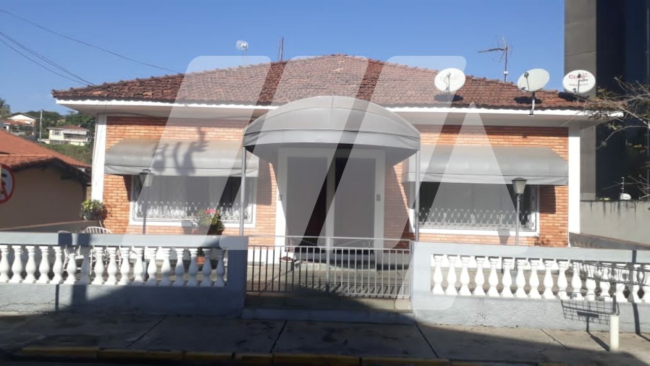 Casa Térrea para Venda - Centro - Águas de São Pedro