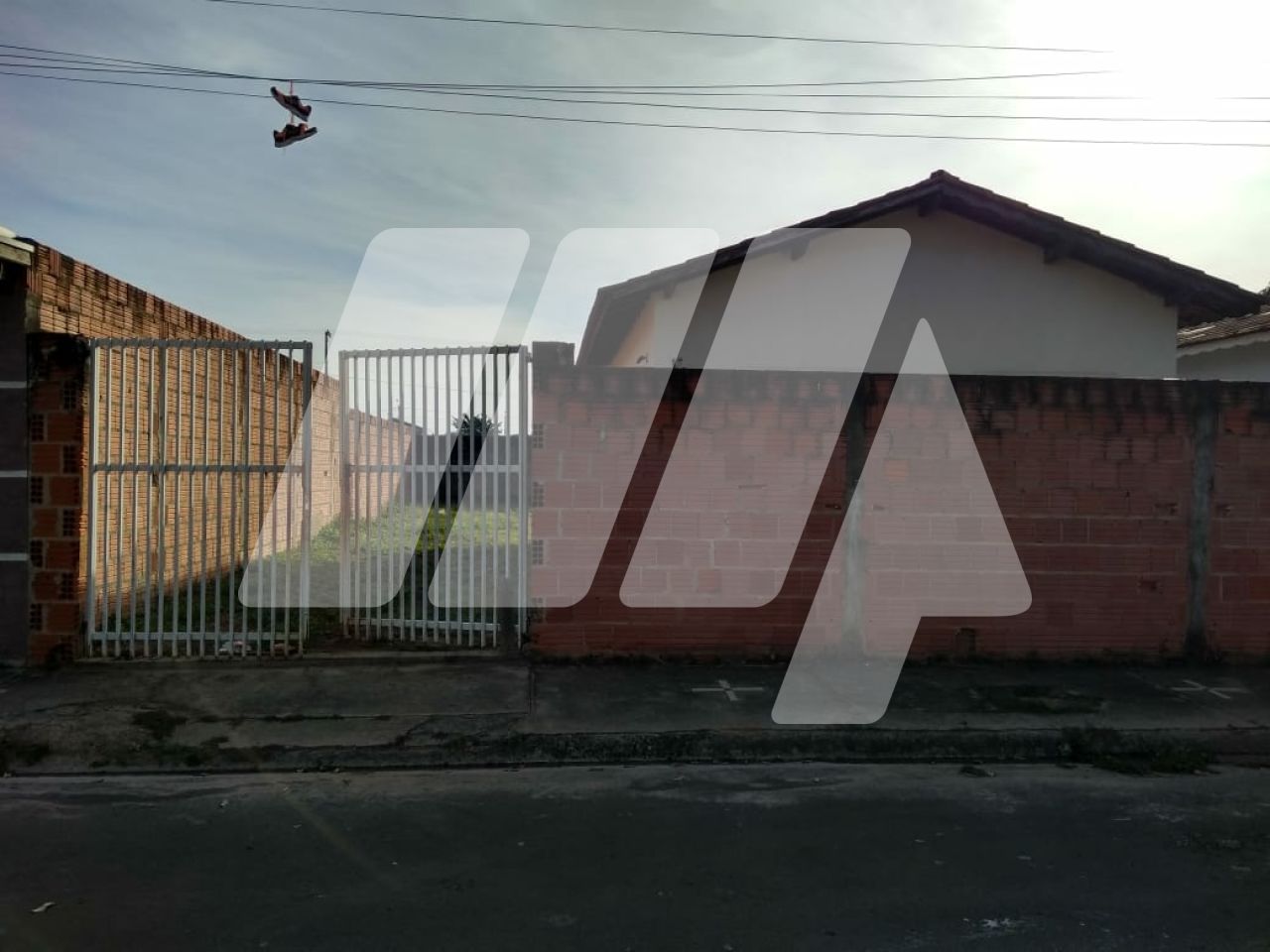 Casa Térrea para Venda - Theodoro de Souza Barros