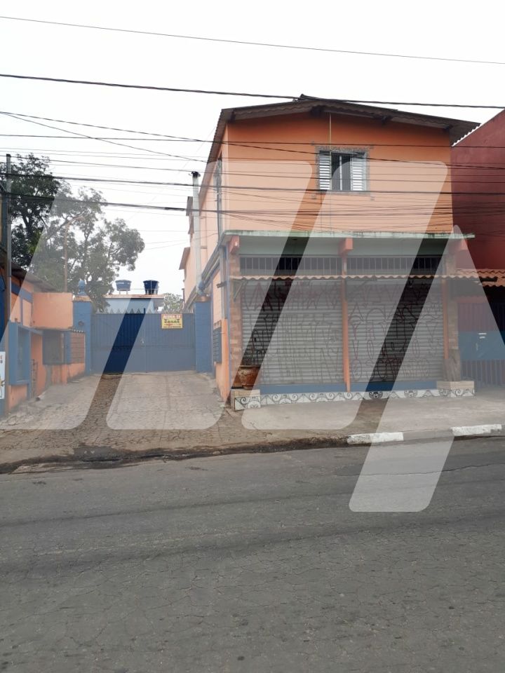 Casa Térrea para Venda - Chácara Santa Maria