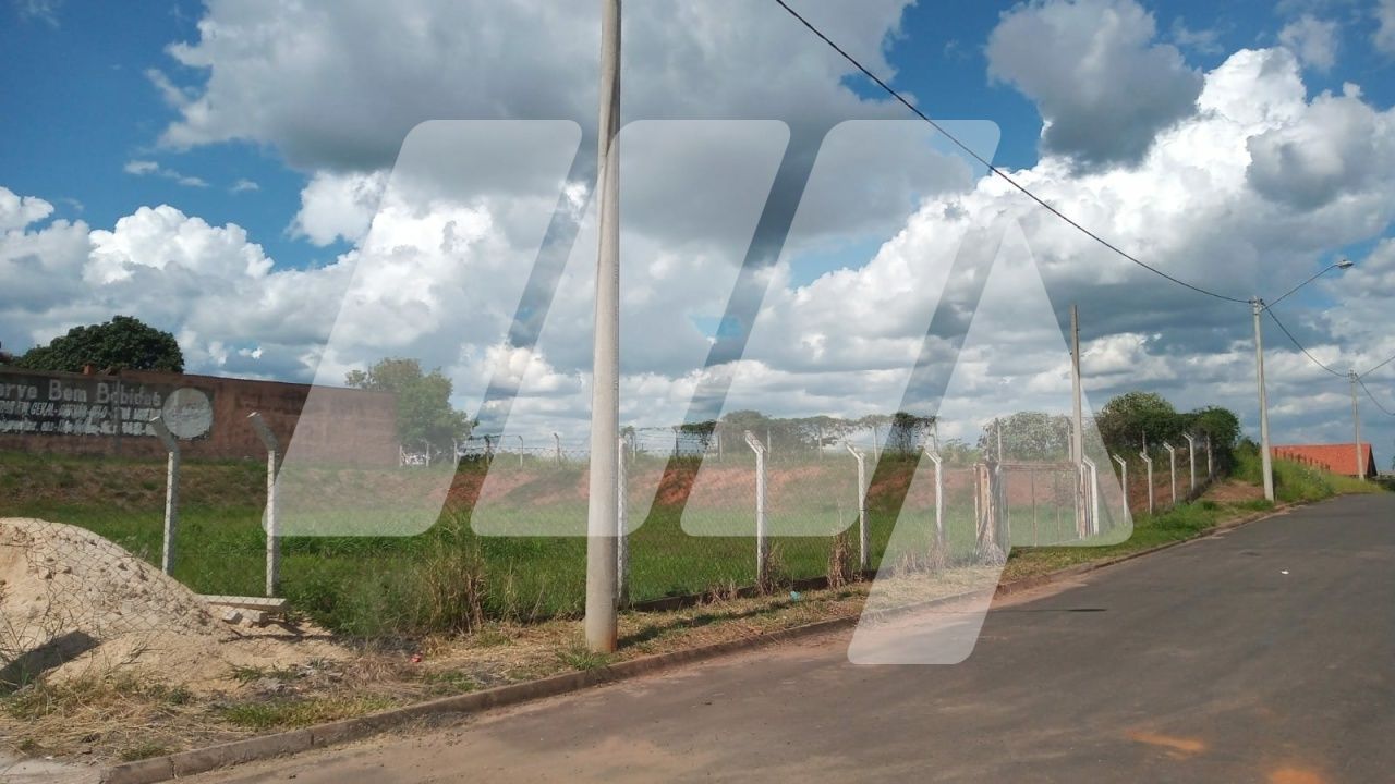 Terreno para Venda - Nova São Pedro I
