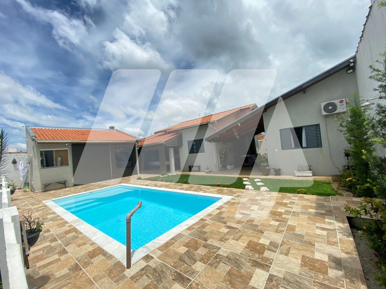 Casa Térrea para Venda - Colina de São Pedro