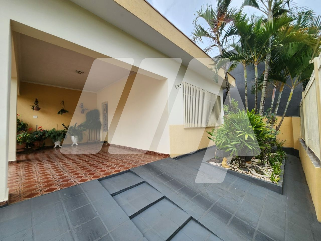 Casa Térrea para Venda - Centro