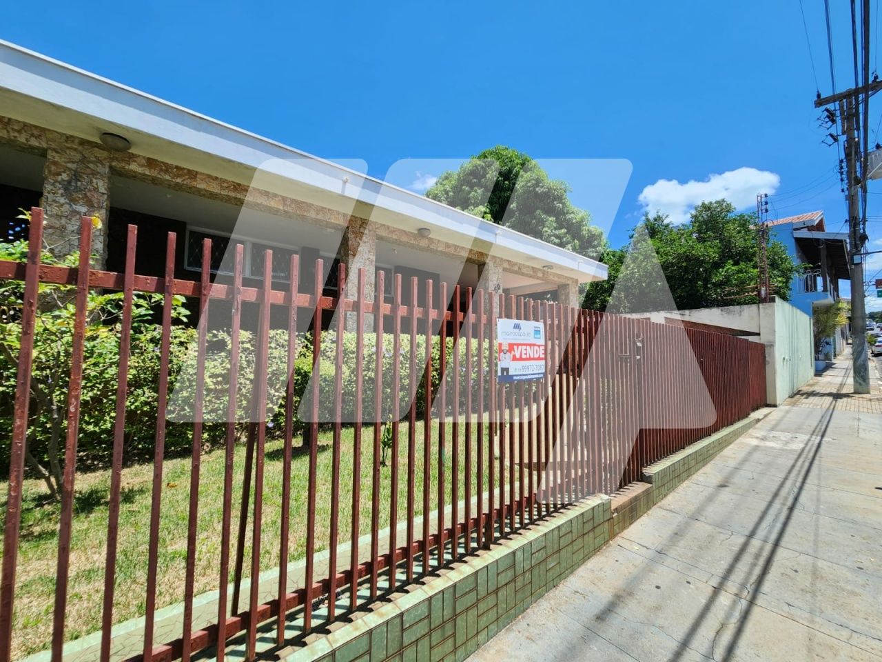 Casa Térrea para Venda - Centro