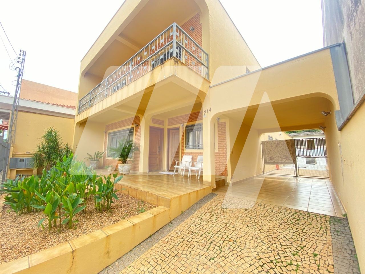 Casa Térrea para Venda - Centro