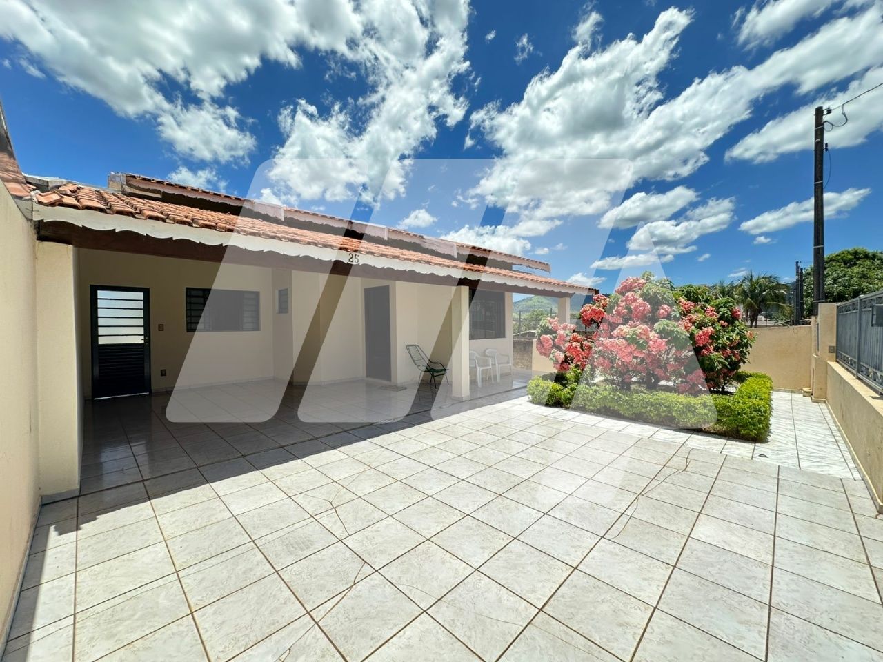 Casa Térrea para Venda - Jardim Mariluz