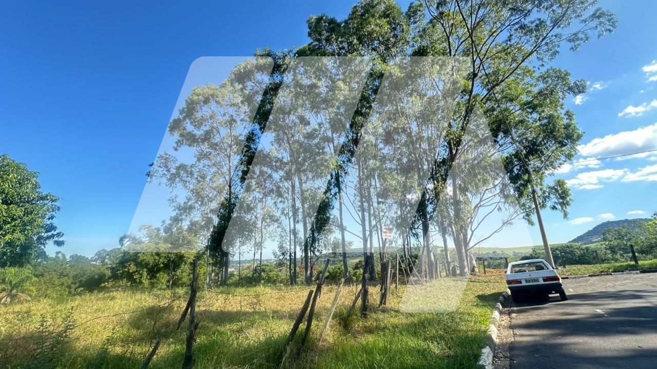 Terreno para Venda - Jardim Holliday