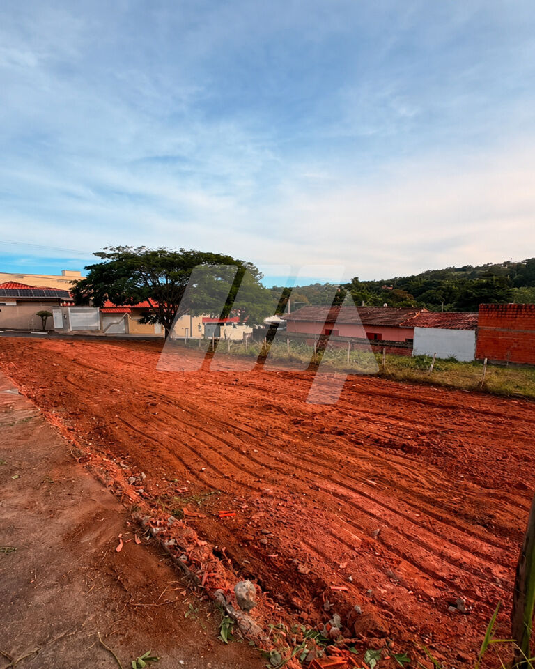 Terreno para Venda - Santa Cruz