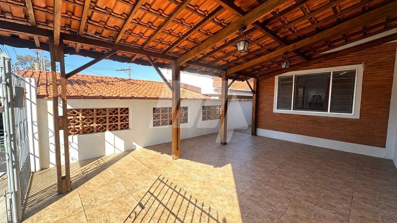 Casa Térrea para Venda - Vila Nova