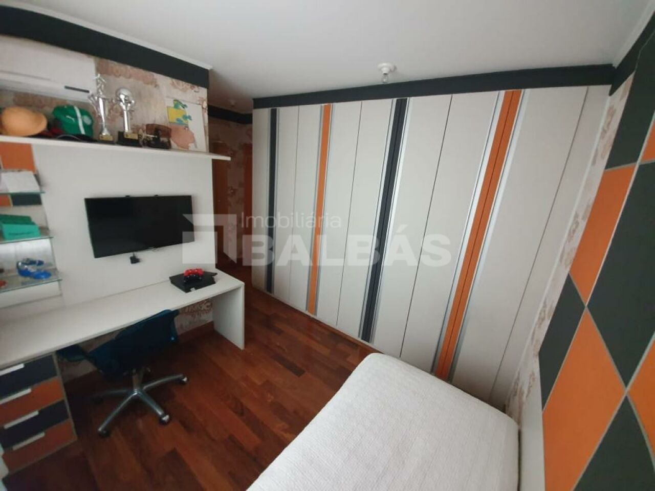 Foto 24