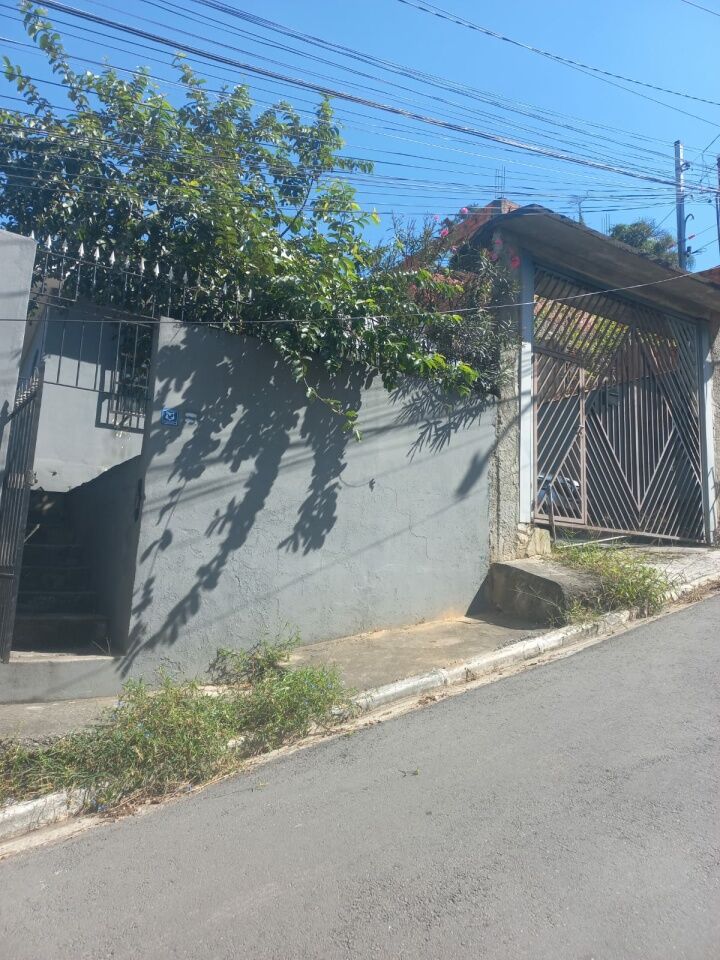 Casa Térrea para Venda - Jardim São João Zona Norte