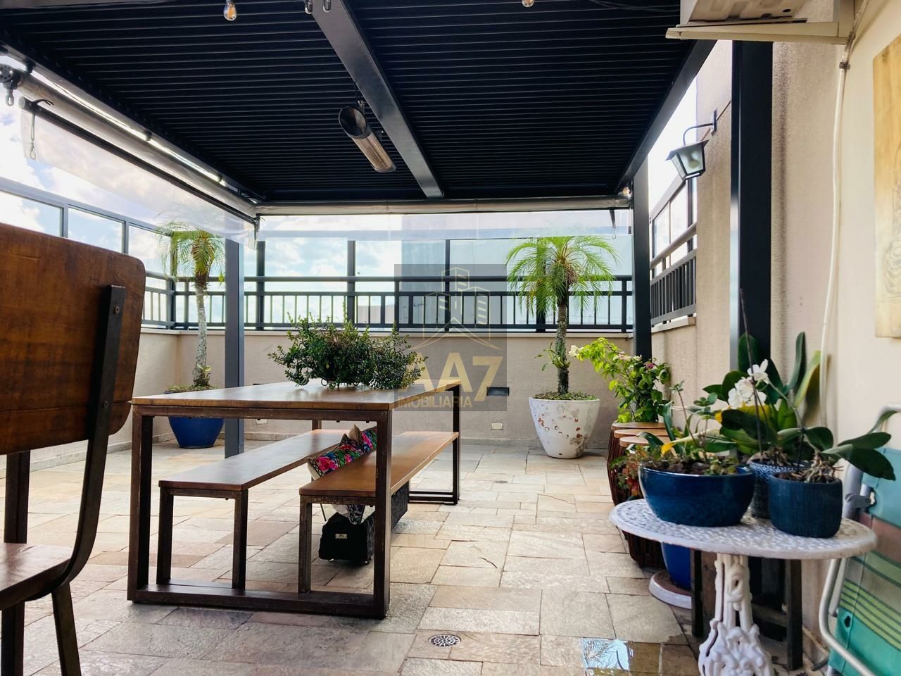Apartamento para Venda - Vila Gomes