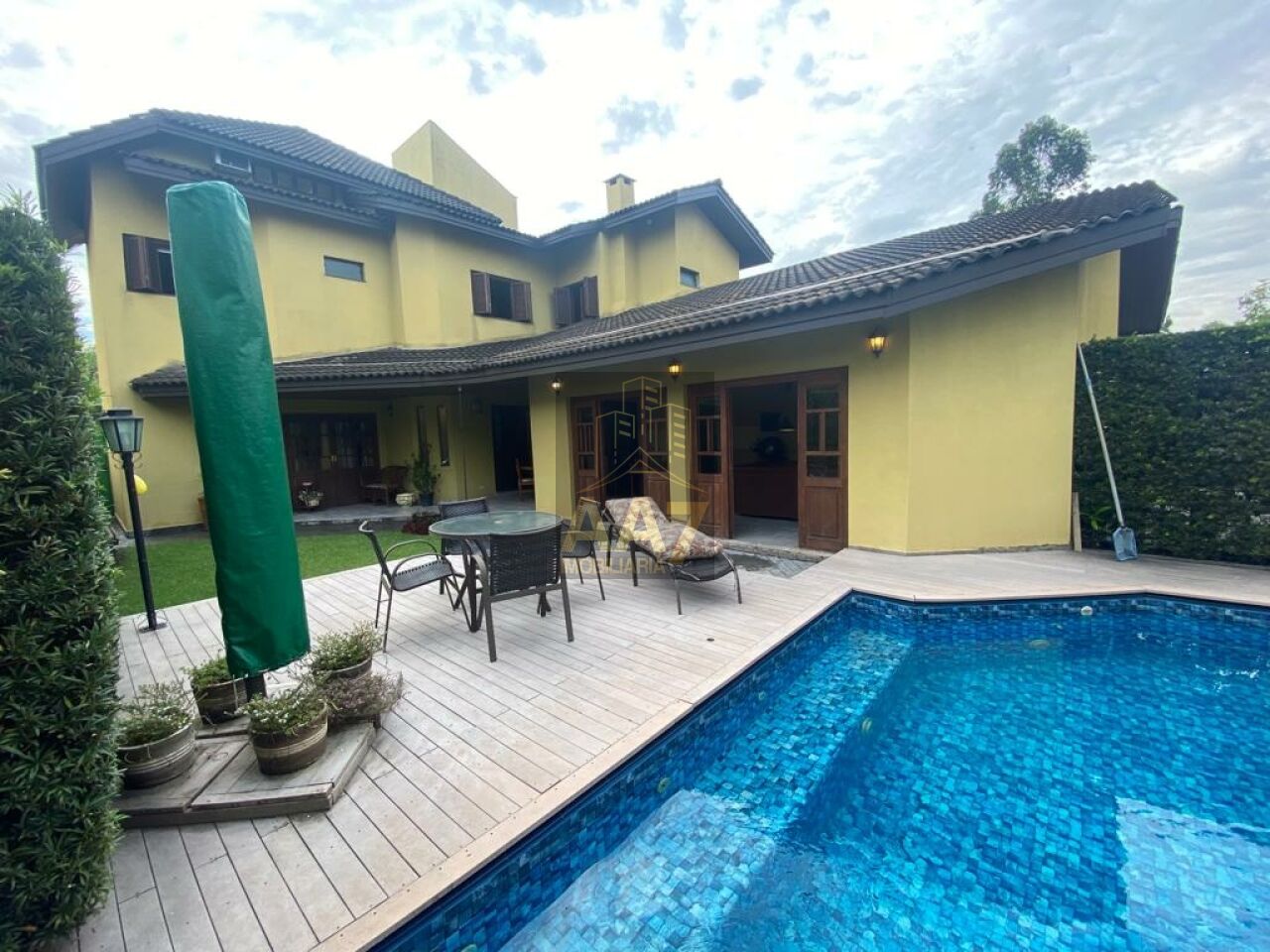 Casa Assobradada para Venda - Parque dos Príncipes