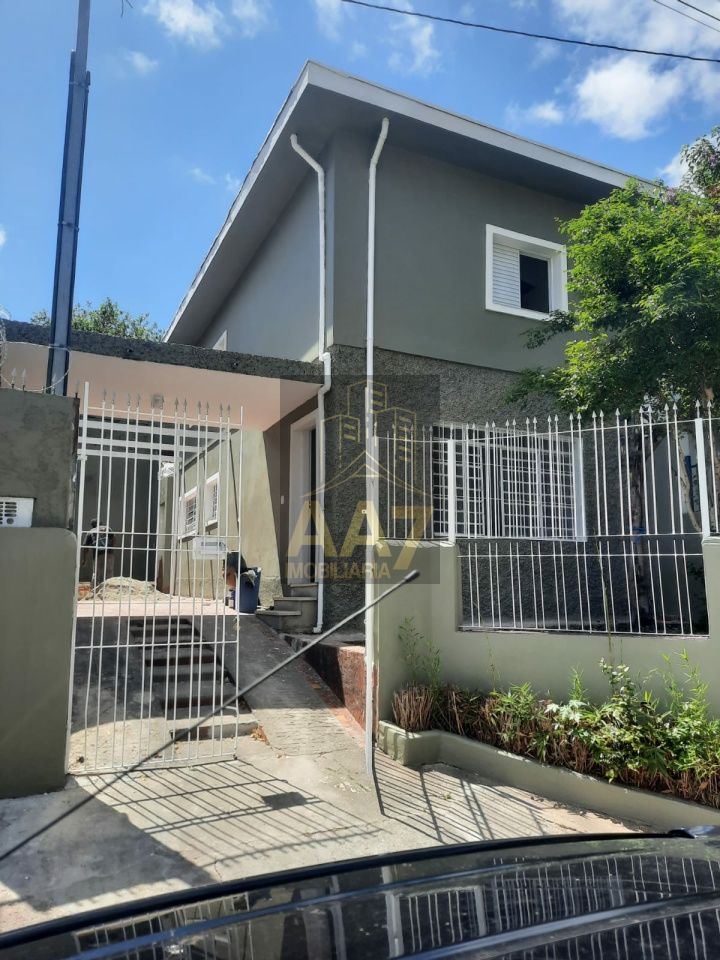 Sobrado para Venda - Vila Universitária