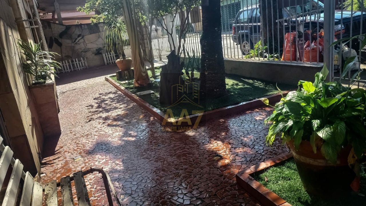 Casa Térrea para Venda - Instituto de Previdência