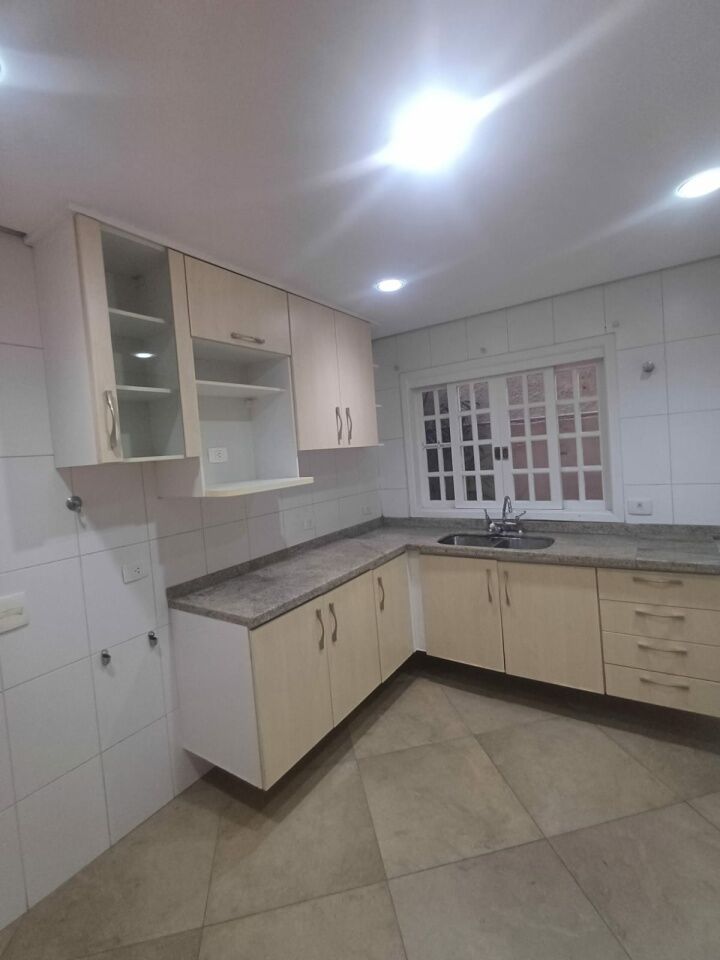 Foto 6 — Sobrado em Saúde