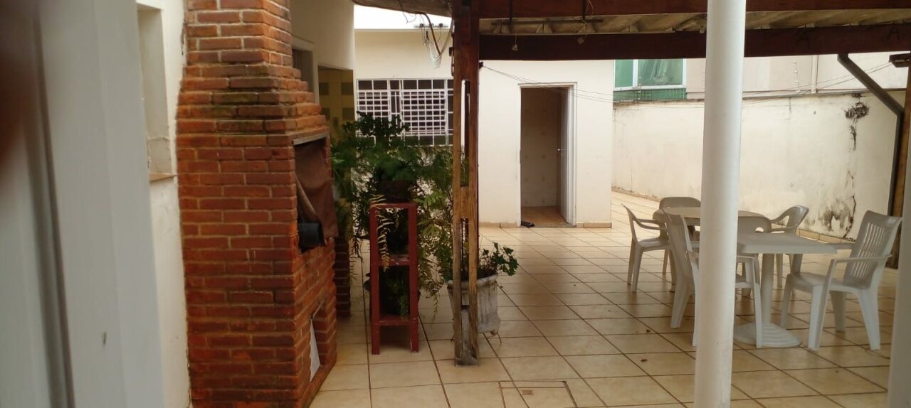 Foto 8 — Casa Térrea em Saúde