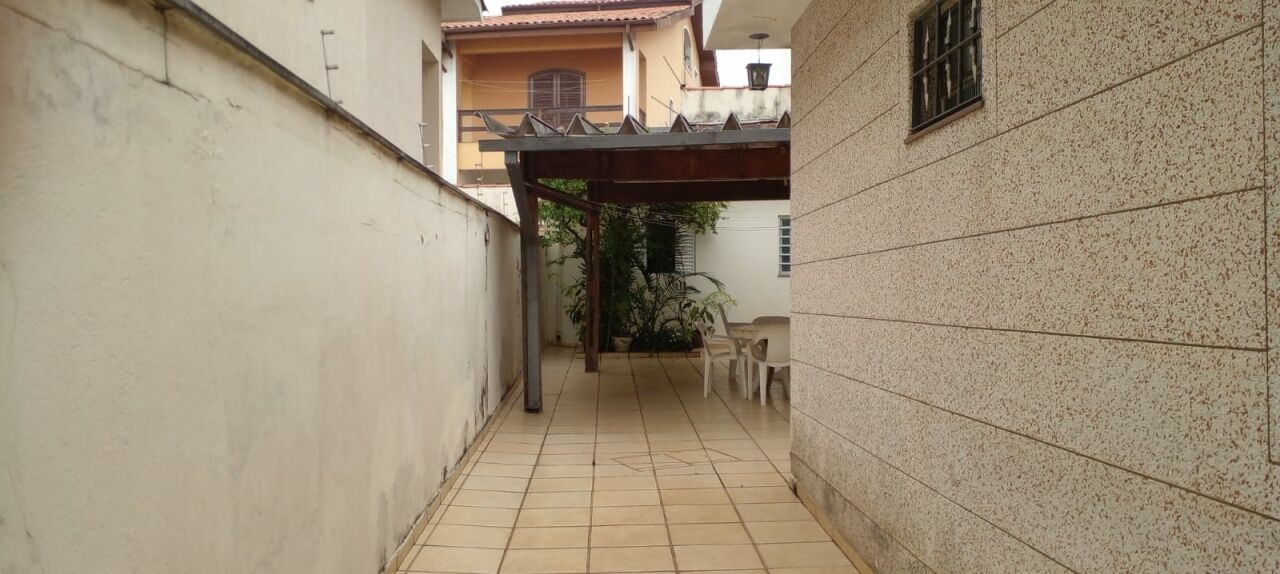 Foto 13 — Casa Térrea em Saúde