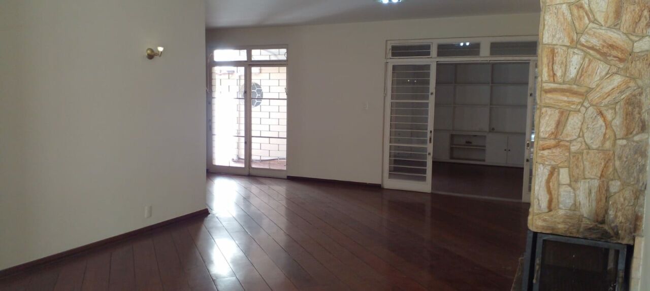 Foto 8 — Casa Assobradada em Saúde