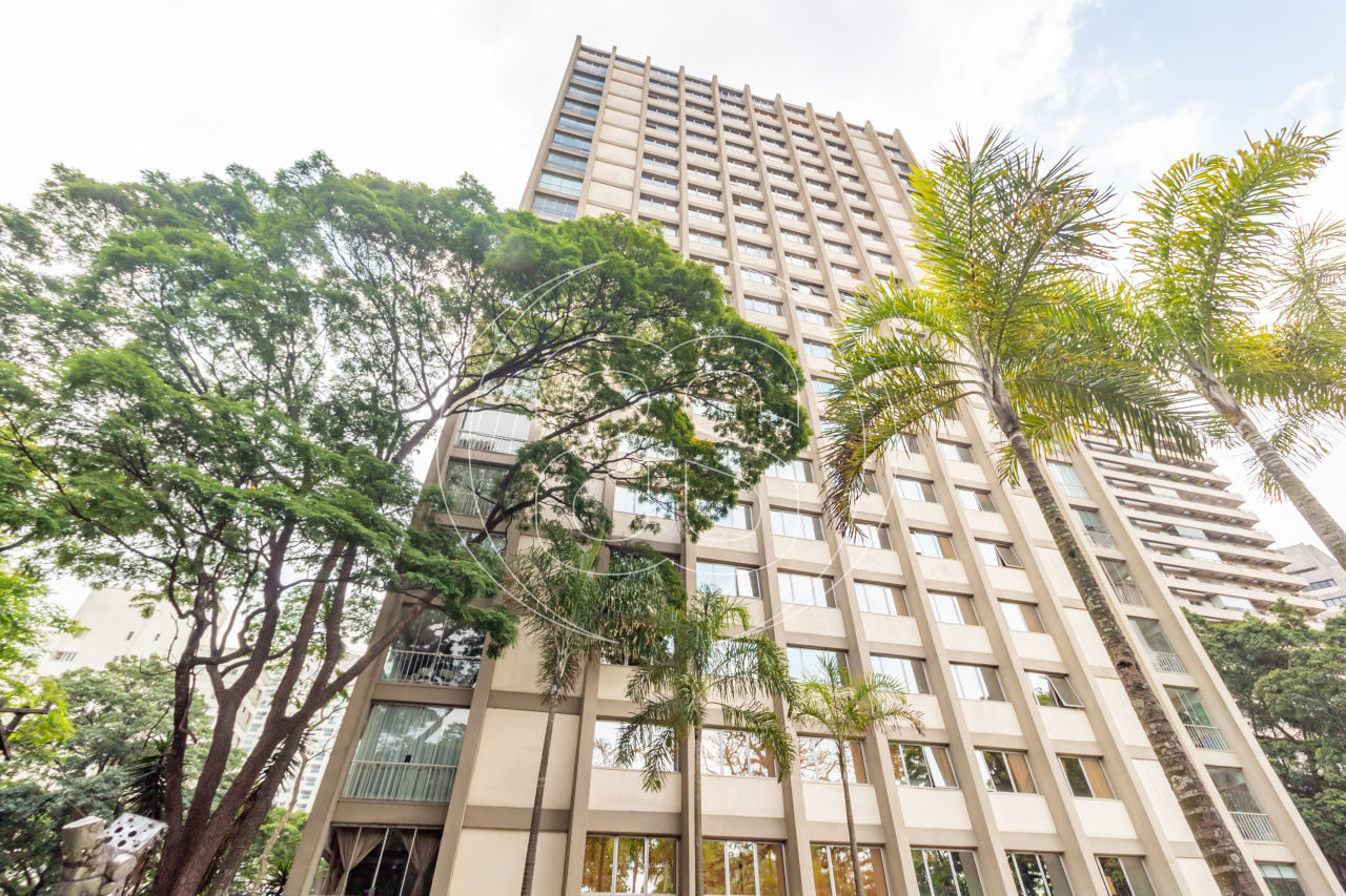 Apartamento residencial na região de Santo Amaro, com 195m², 3 dormitórios e 1 suíte!