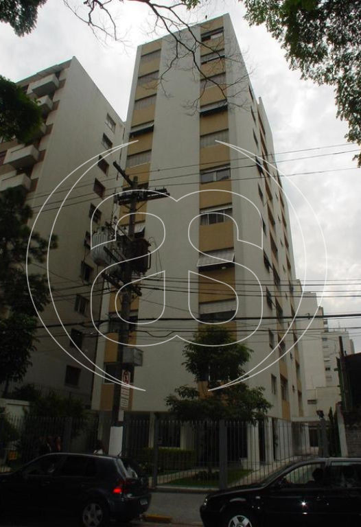 Apartamento residencial na região do Itaim Bibi, com 135m², 3 dormitórios e 1 suíte!