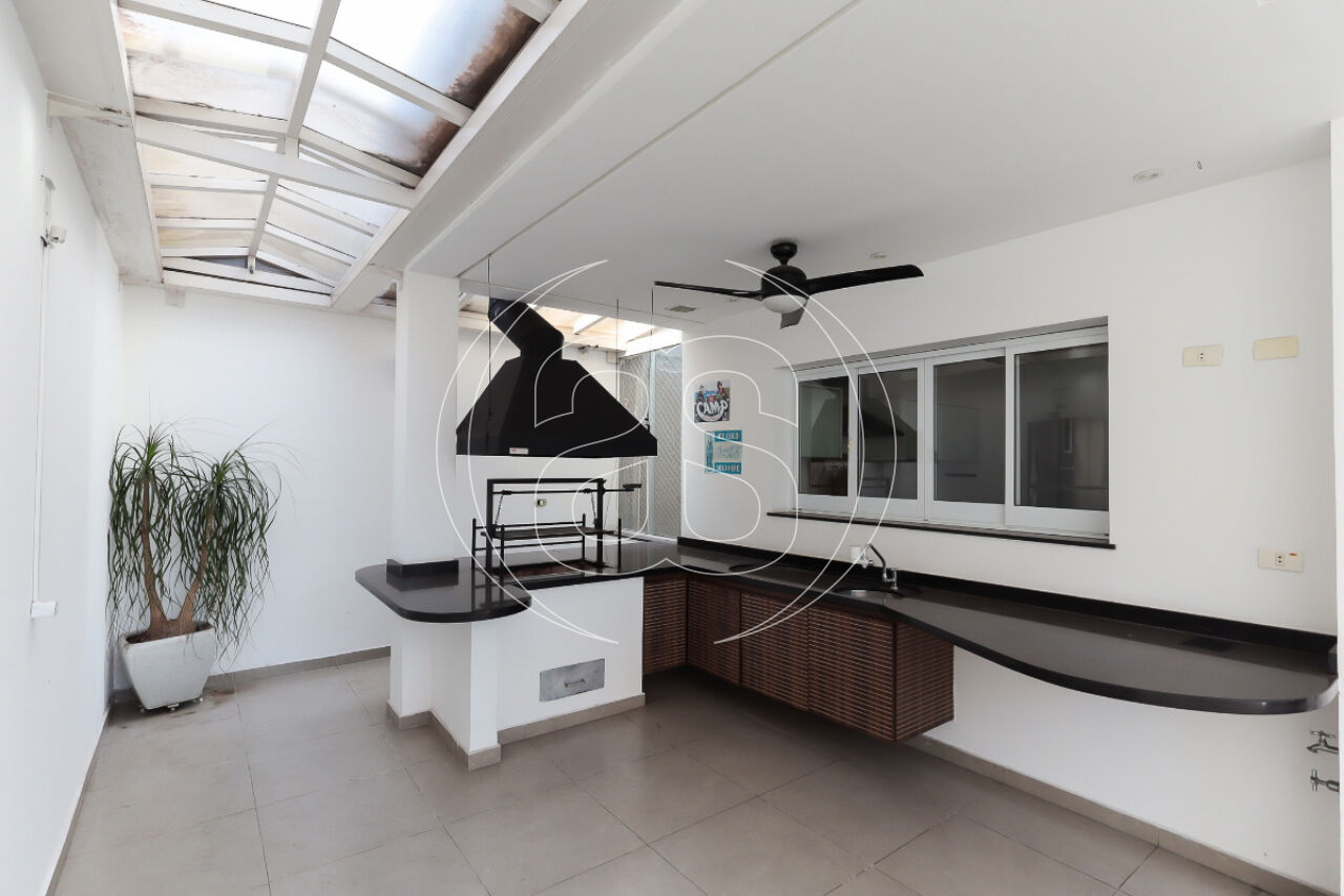 CASA DE CONDOMINIO À VENDA NA GRANJA JULIETA COM 392m², 4 SUÍTES E 4 VAGAS DE GARAGEM