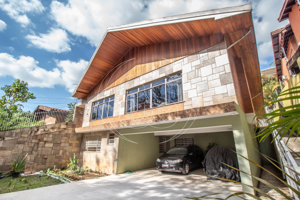 CASA NA CHÁCARA MONTE ALEGRE