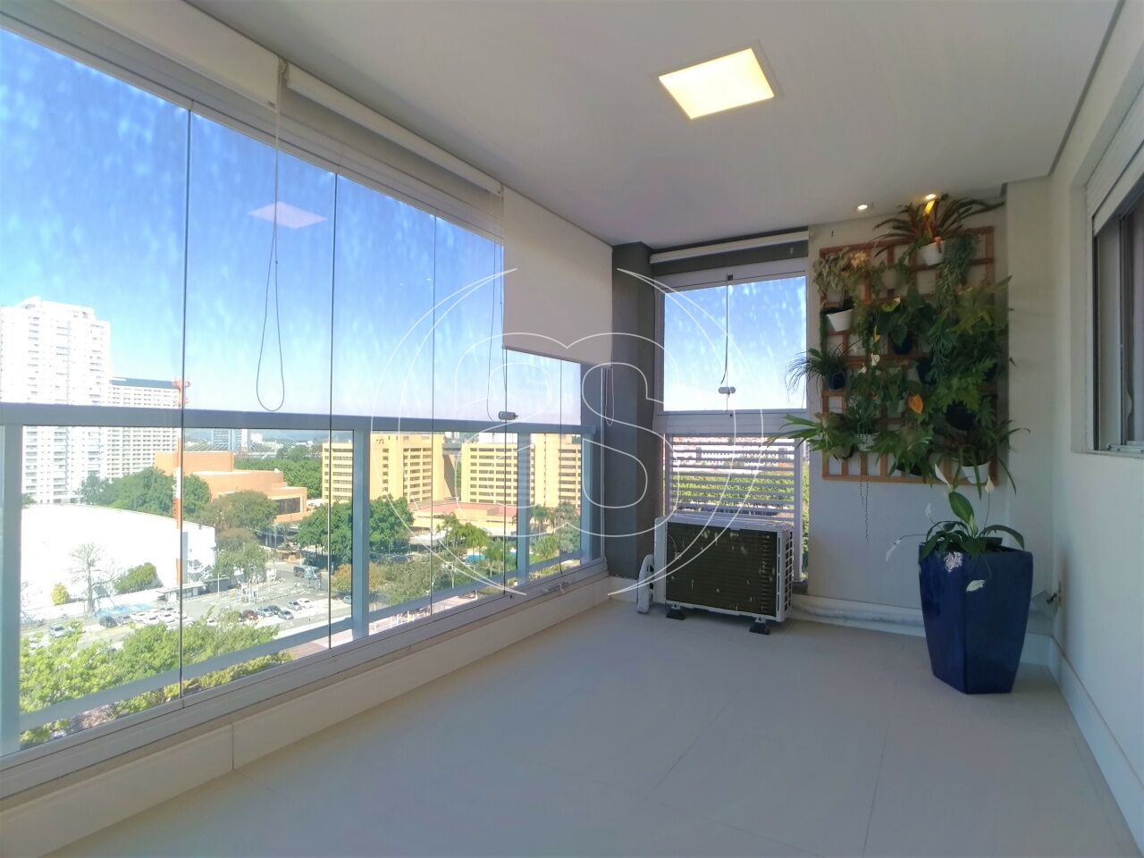 Apartamento Tipo 92m² Santo Amaro. 2 dorm, 1 suíte, 2 vagas. Lazer completo