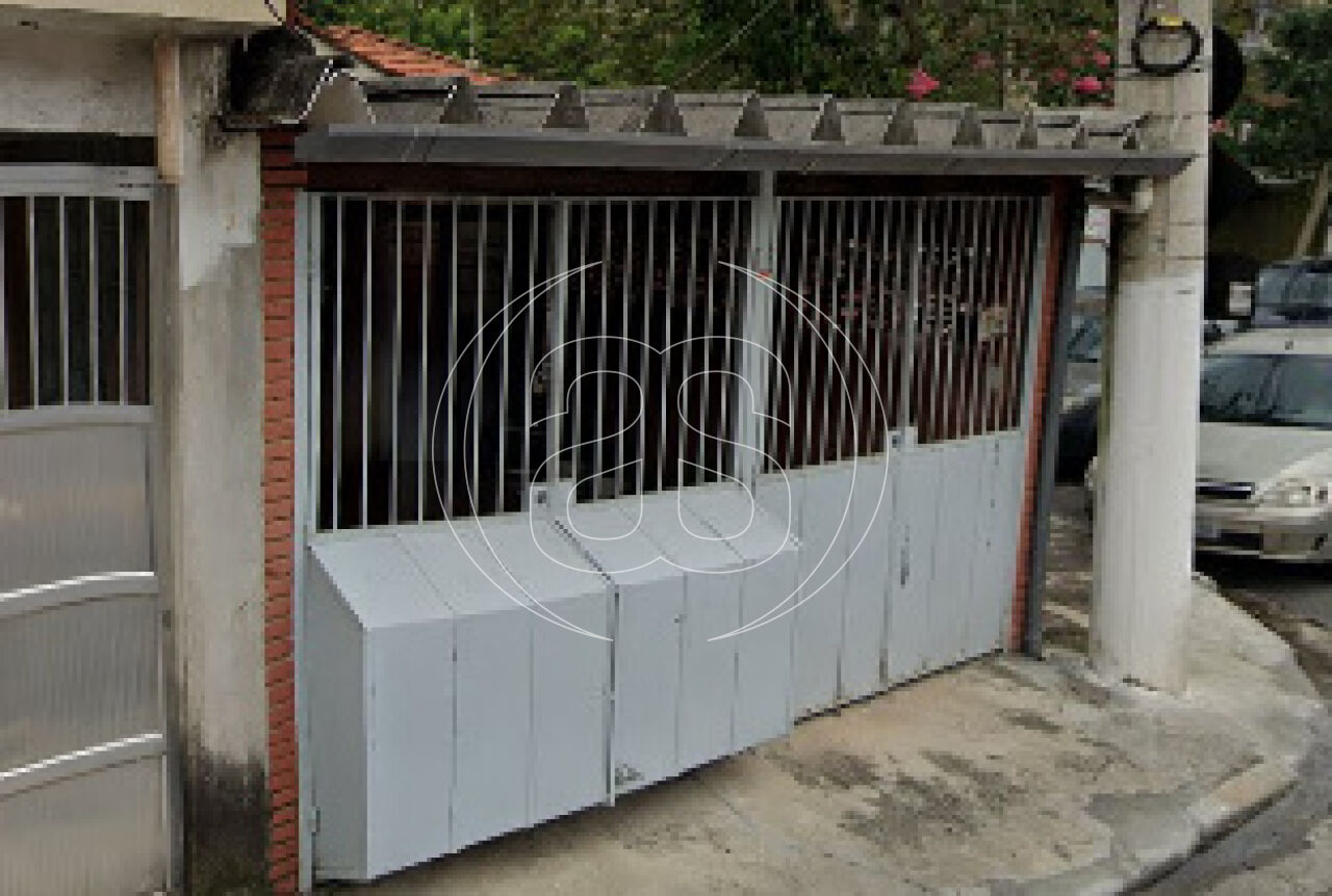 Casa em Santo Amaro - 136m², 3 dorm, 1 suíte e 2 vagas.
