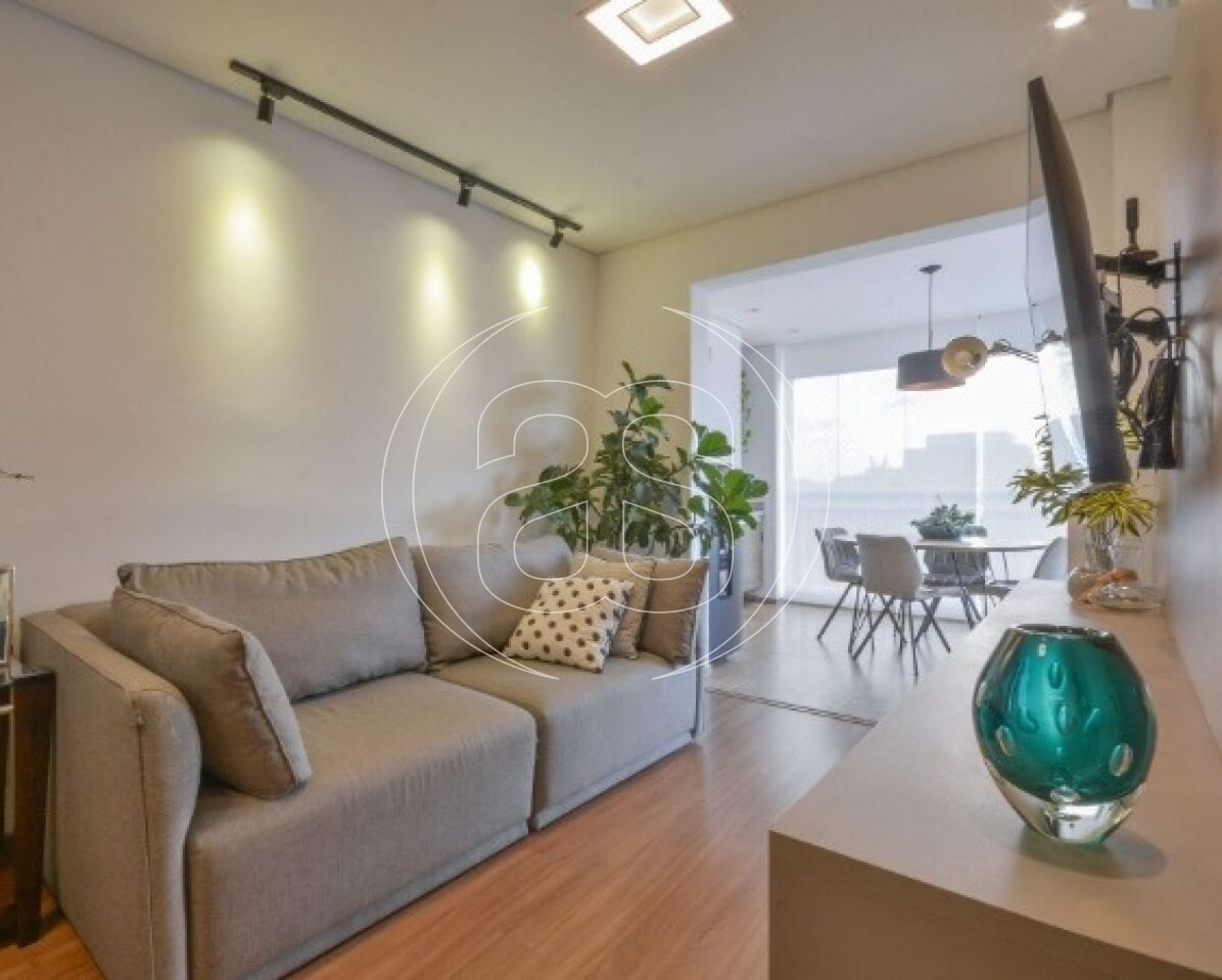 Apartamento à venda na região do Brooklin com 66m², 2 quartos sendo 1 suíte e 1 vaga de garagem