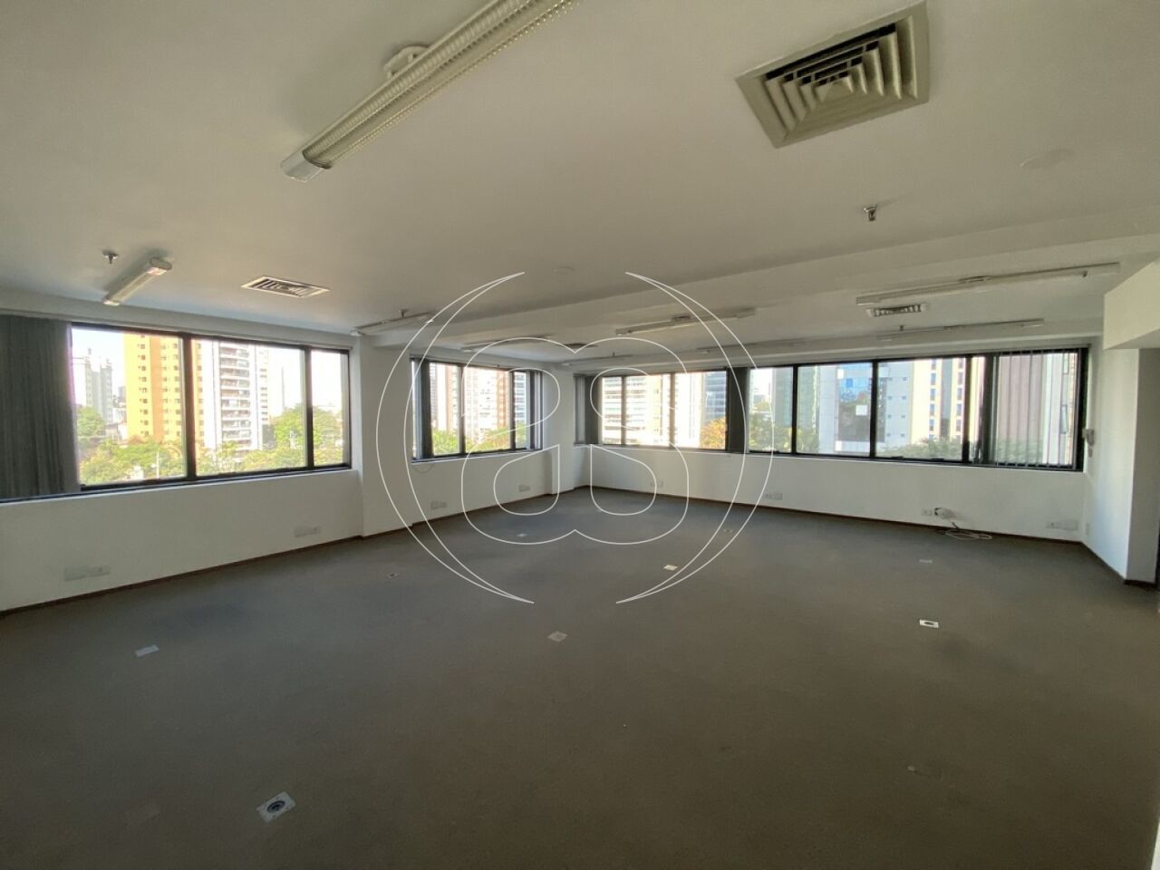 Conjunto Comercial em Brooklin Paulista com 146m²