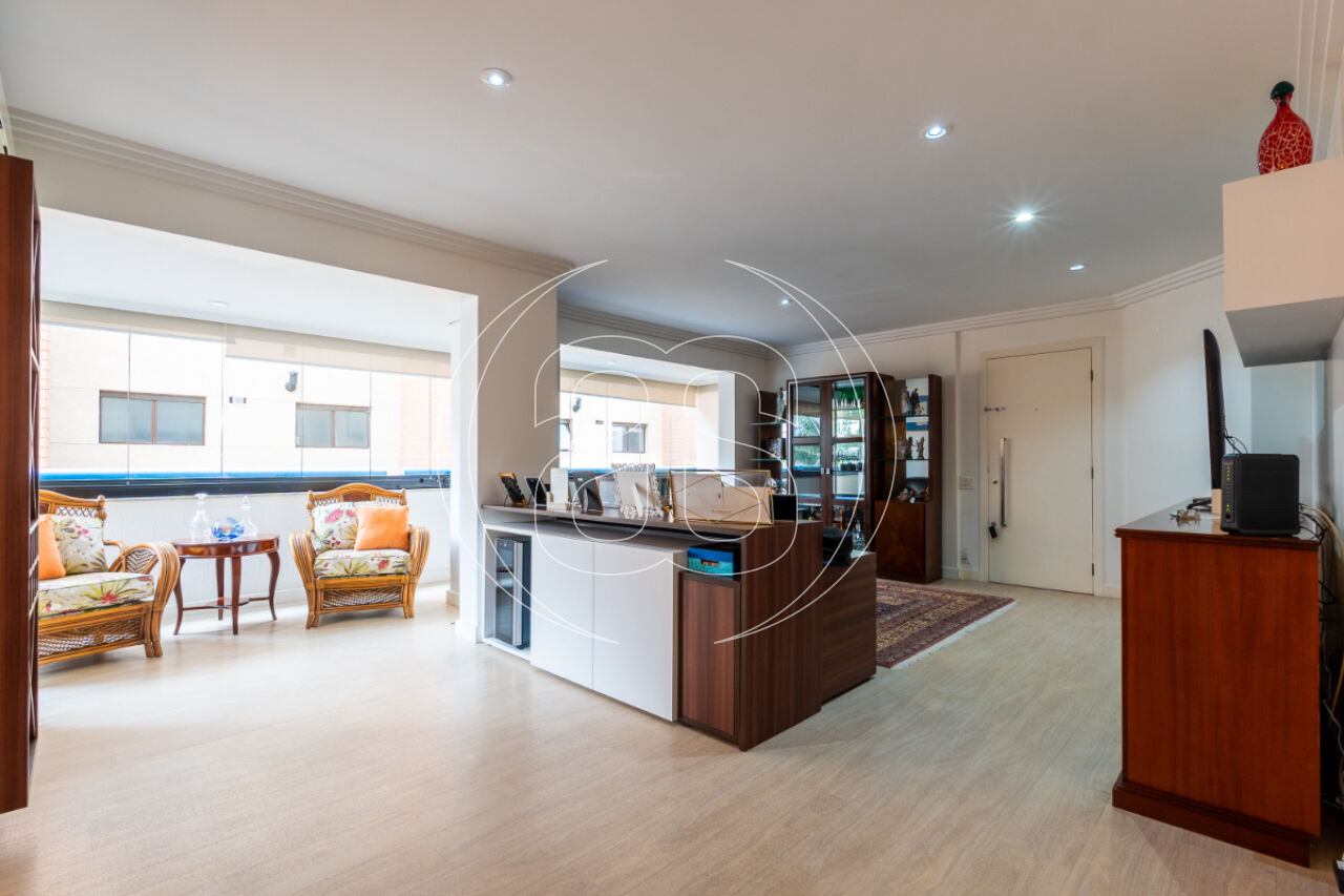 APARTAMENTO À VENDA NO BROOKLIN