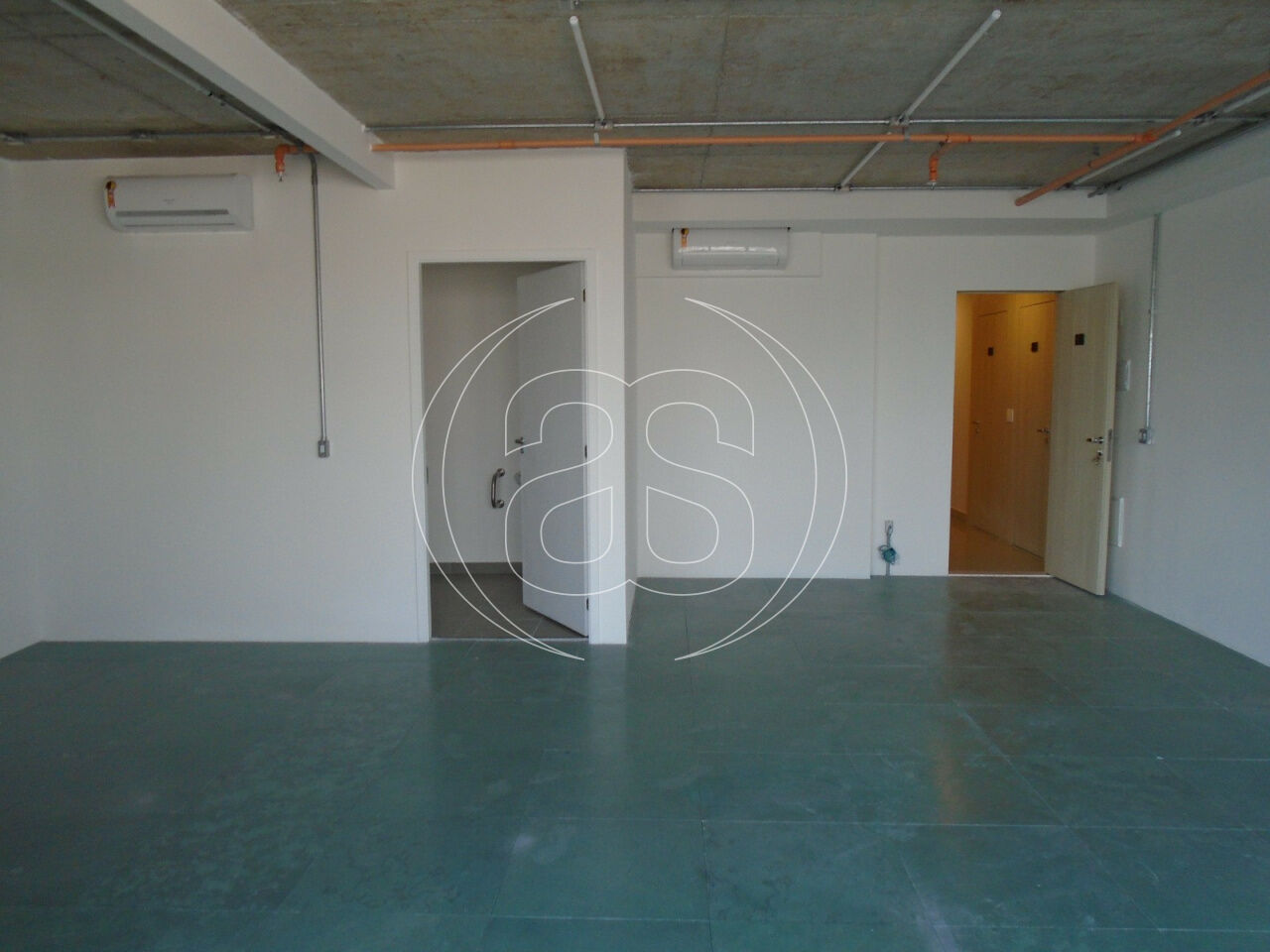Conjunto Comercial em Santo Amaro de 63m²
