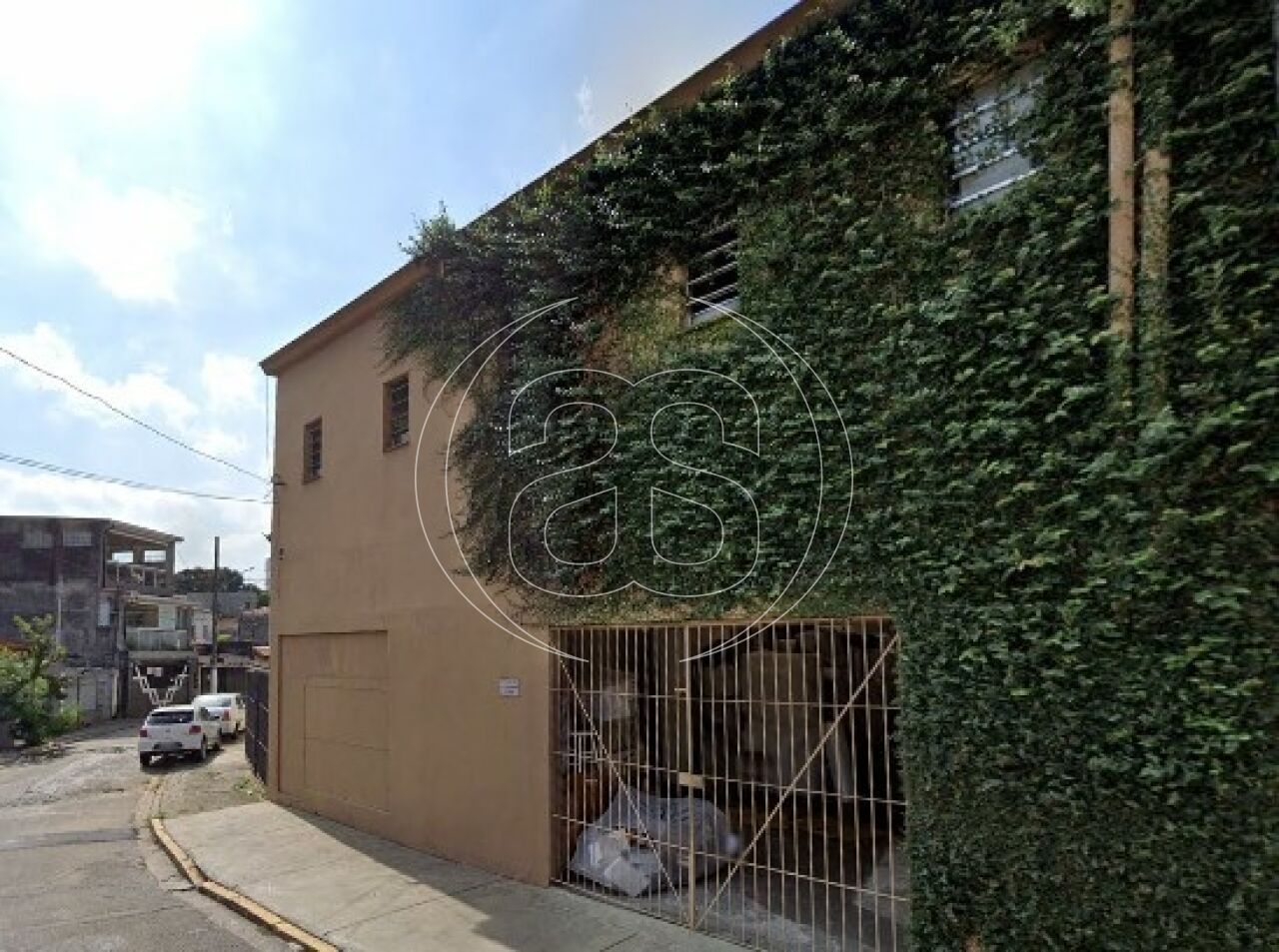 CASA COMERCIAL COM 5 VAGAS A VENDA NO PARQUE SONIA