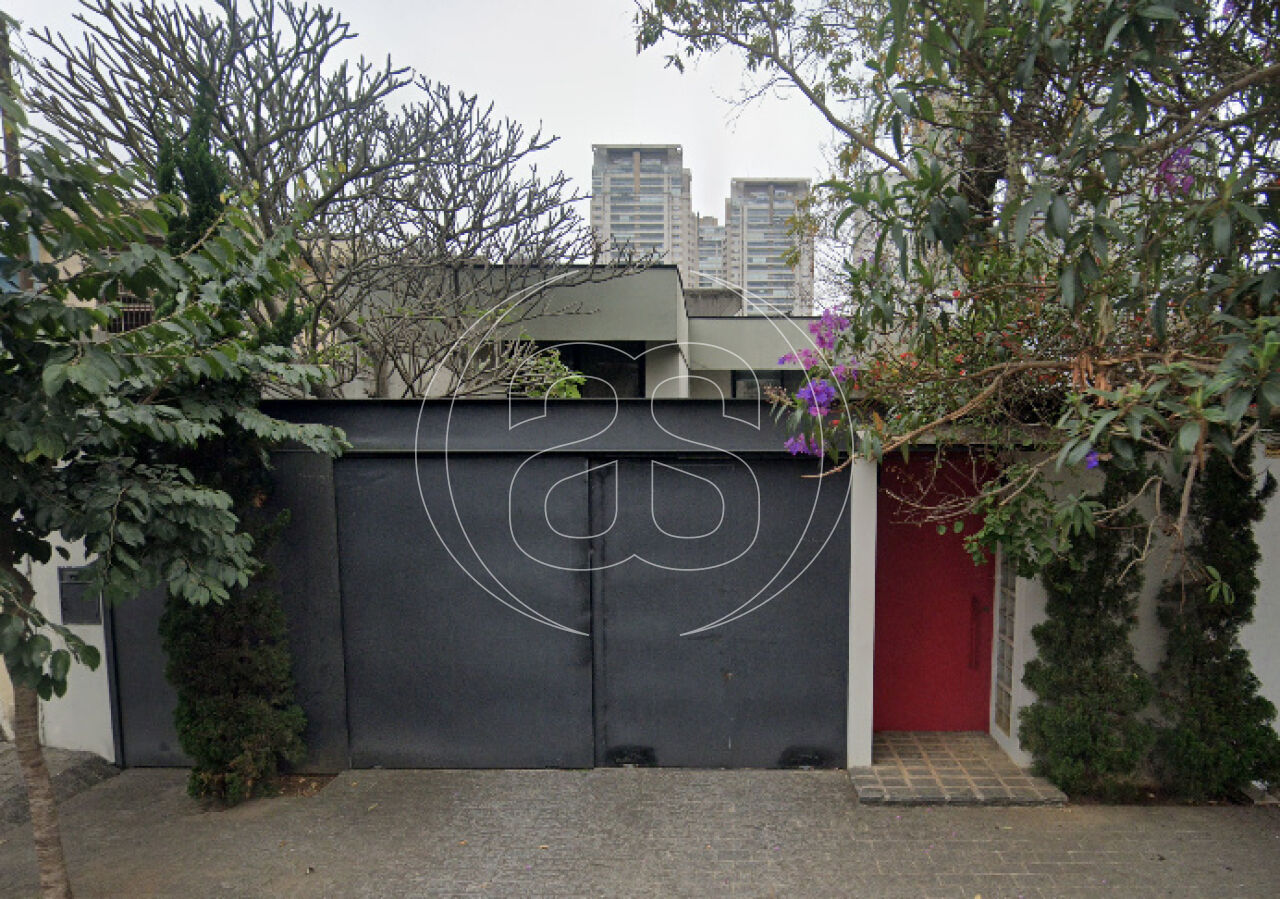 Sobrado Residencial na Região do Campo Belo