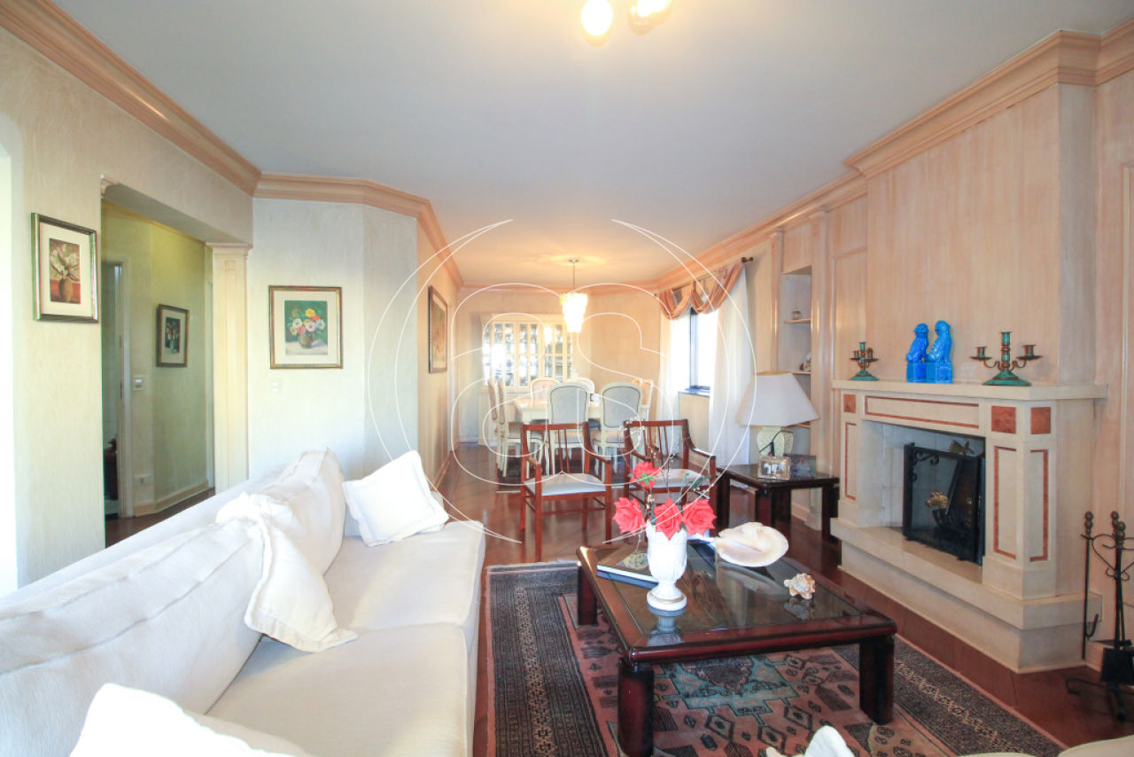 4 DORMITORIOS - 1 SUITE - 18M² - 3 VAGAS - MOEMA