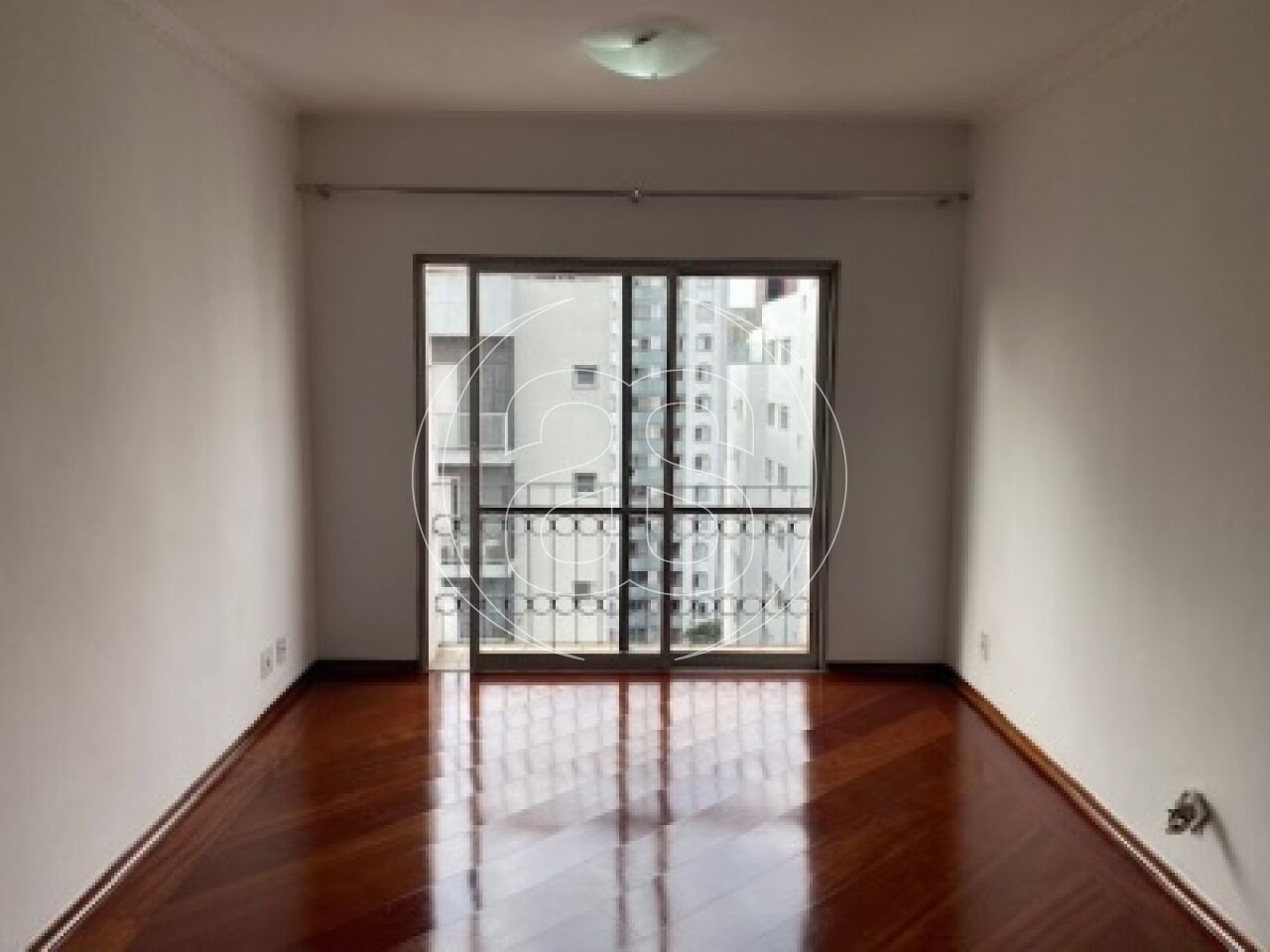 Apartamento para locação na Vila Olímpia com 71m², 2 quartos e 1 vaga de garagem
