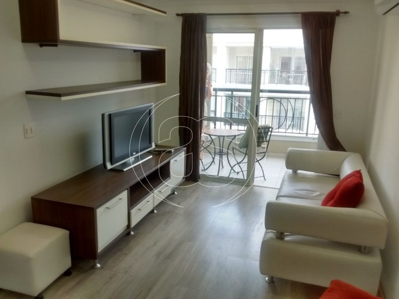 APARTAMENTO PARA ALUGAR 2 DORMITORIO E 1 SUITE EM MOEMA