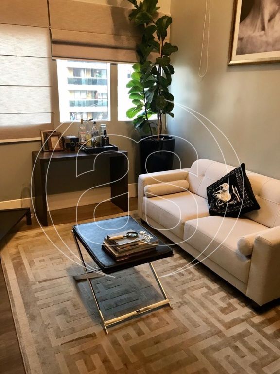 Apartamento à Venda no Ed. Villaggio II - Moema, 40m²