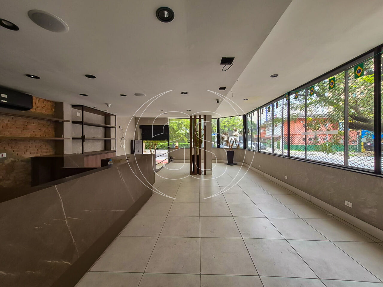 Esquina Comercial 5x25,60 - Z.: ZEU - Moema Pássaros