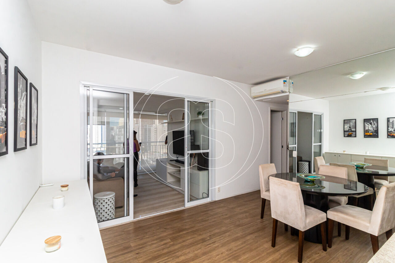 APARTAMENTO MOBILIADO PARA LOCAÇÃO COM 02 DORMITORIO 01 SUÍTE VARANDA AR-CONDICIONADO VILA OLÍMPIA