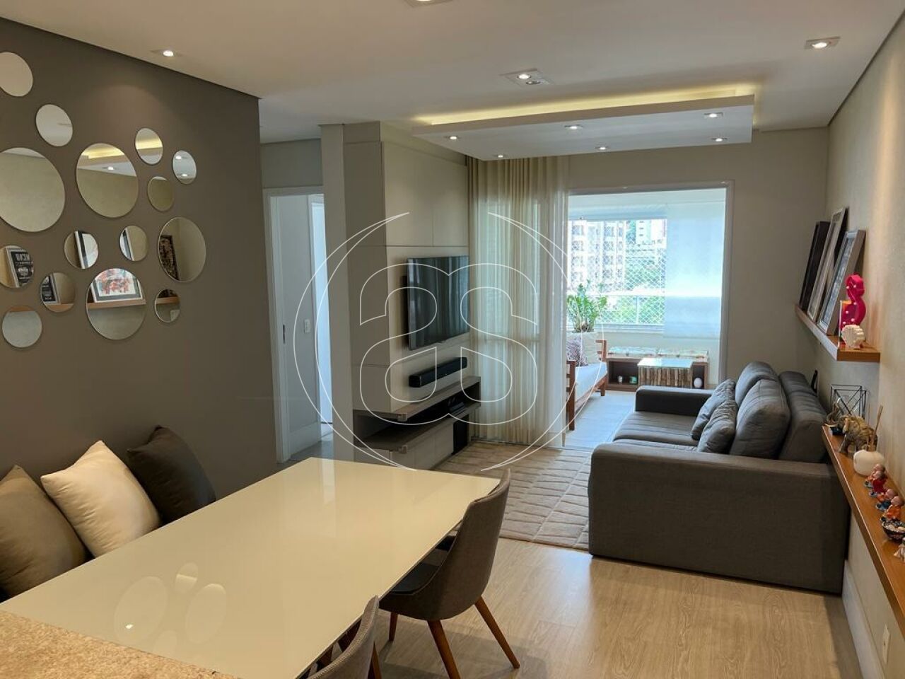 APARTAMENTO À VENDA NA VILA MARIANA