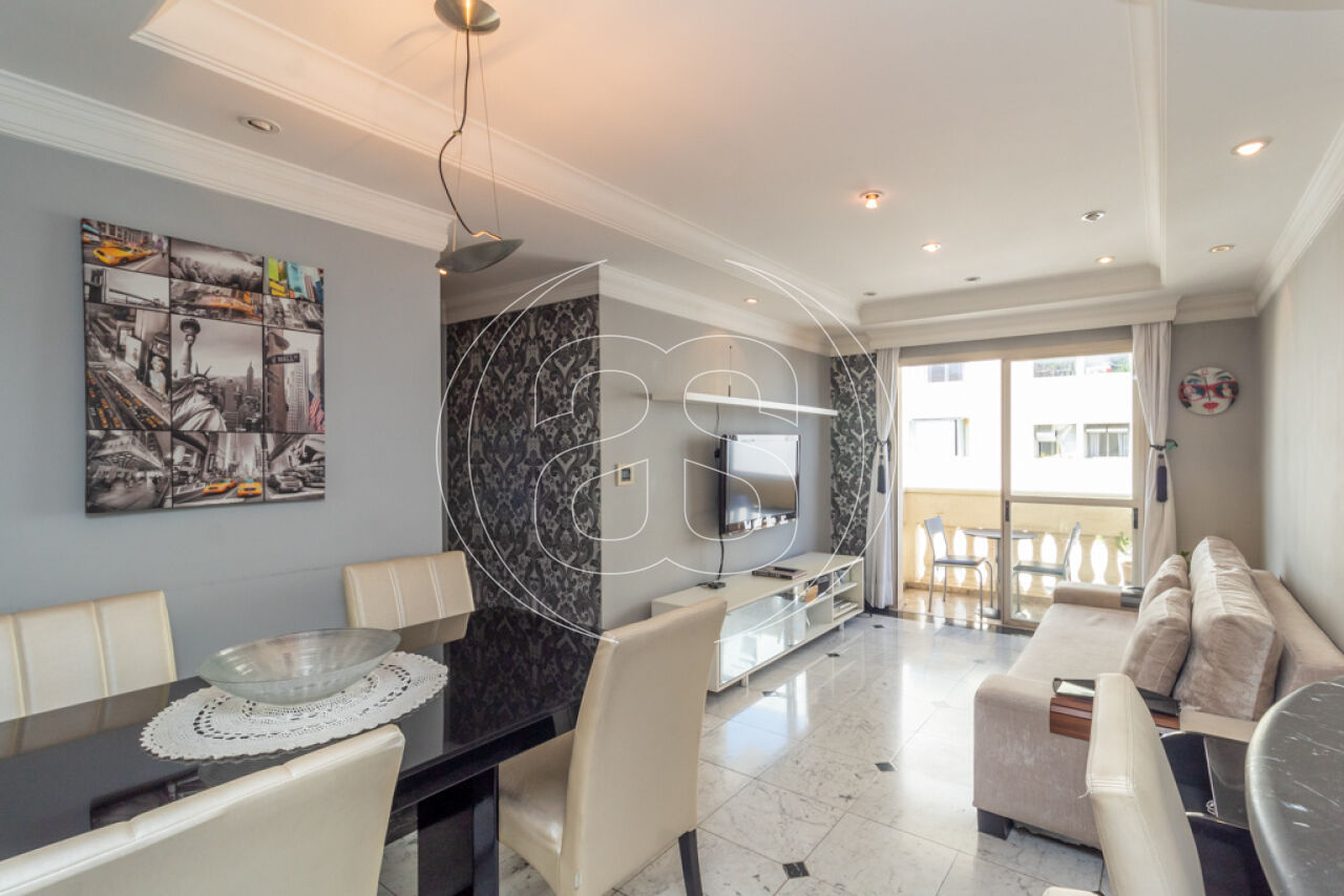 65m², Mobiliado com 2 Dormitórios, Varanda