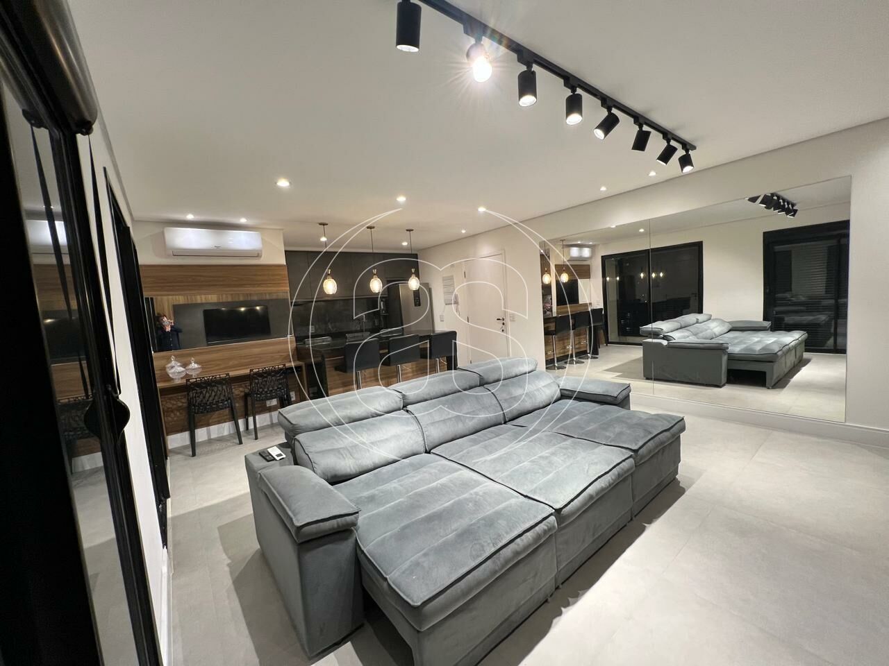 APARTAMENTO NA REGIÃO DE MOEMA