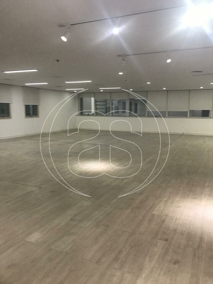 SALA COMERCIAL PARA LOCAÇÃO COM GARAGEM NA VILA OLIMPÍA