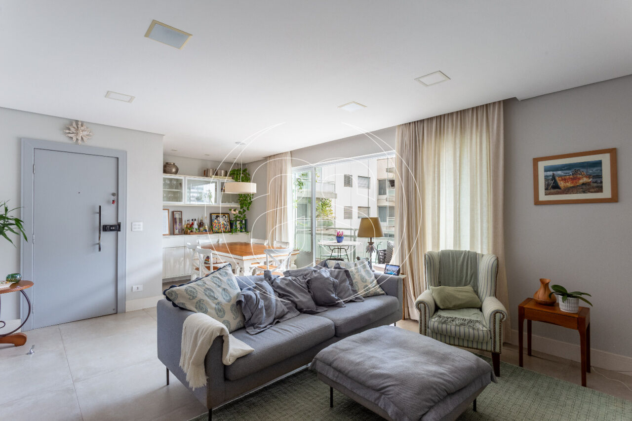 APARTAMENTO EM MOEMA COM 114 METROS