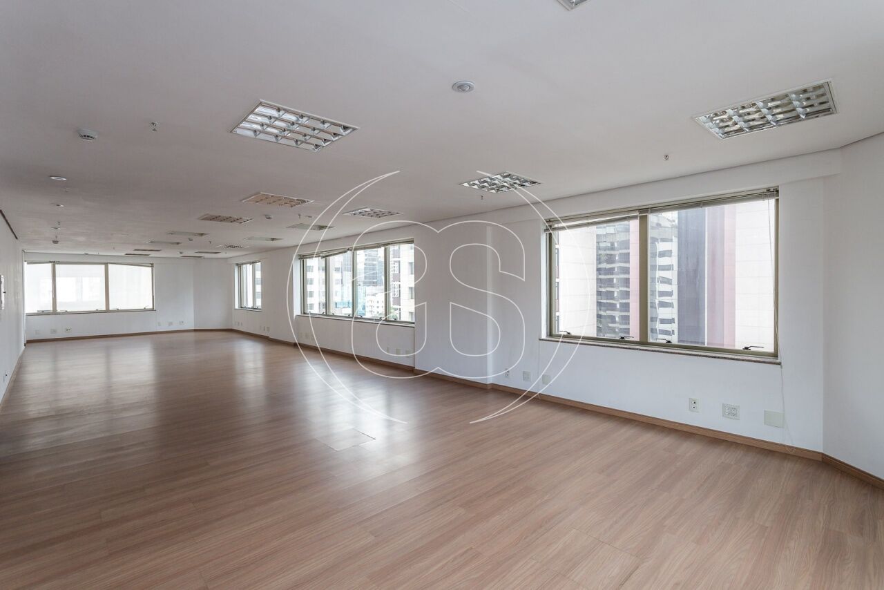 CONJUNTO COMERCIAL 116MT² PARA LOCAÇÃO COM VAGAS DE GARAGEM NO ITAIM BIBI