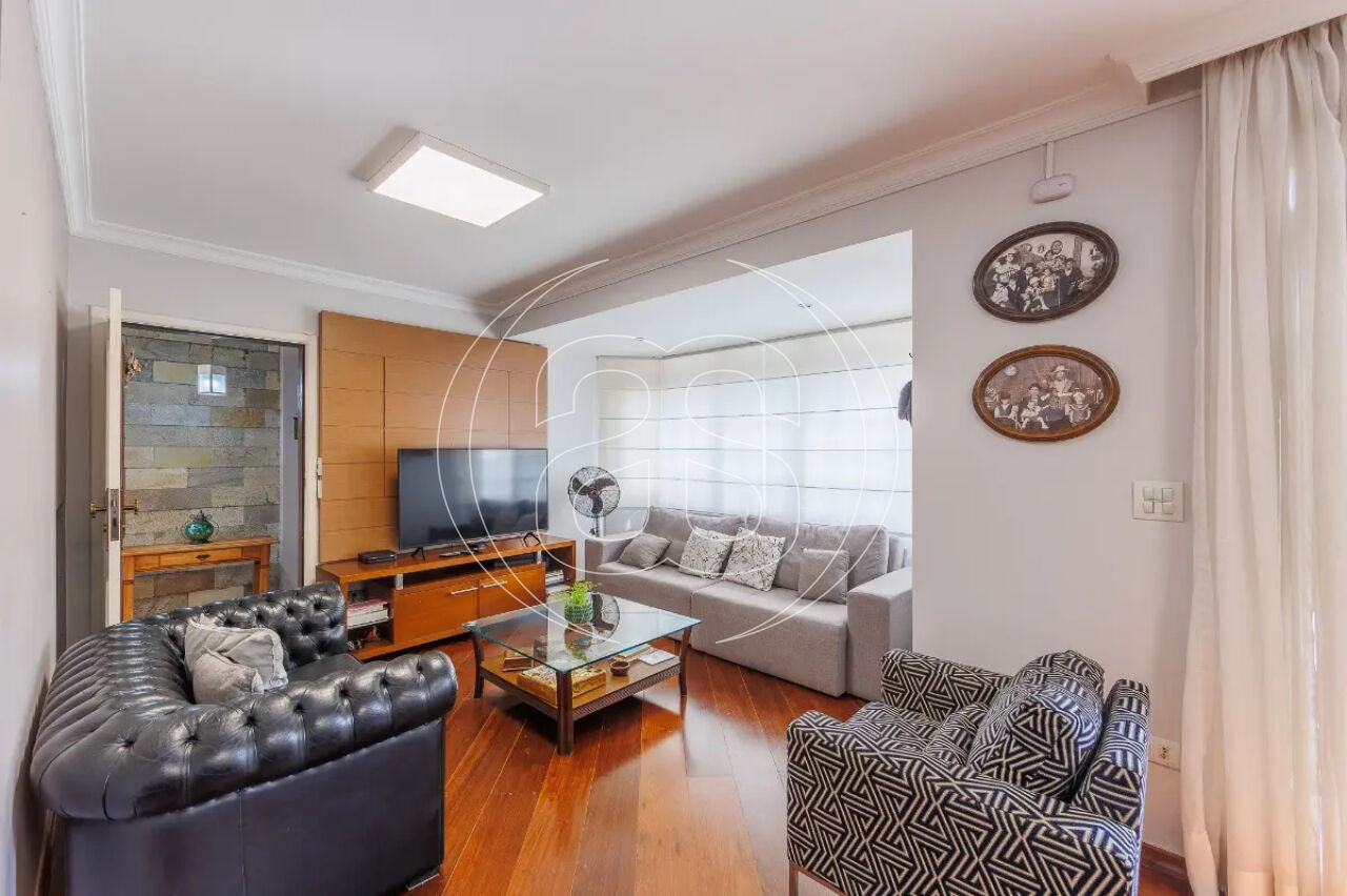 Casa Assobradada com Edícula e Espaço Gourmet | 3 Dormitórios + 1 Suíte na Edícula