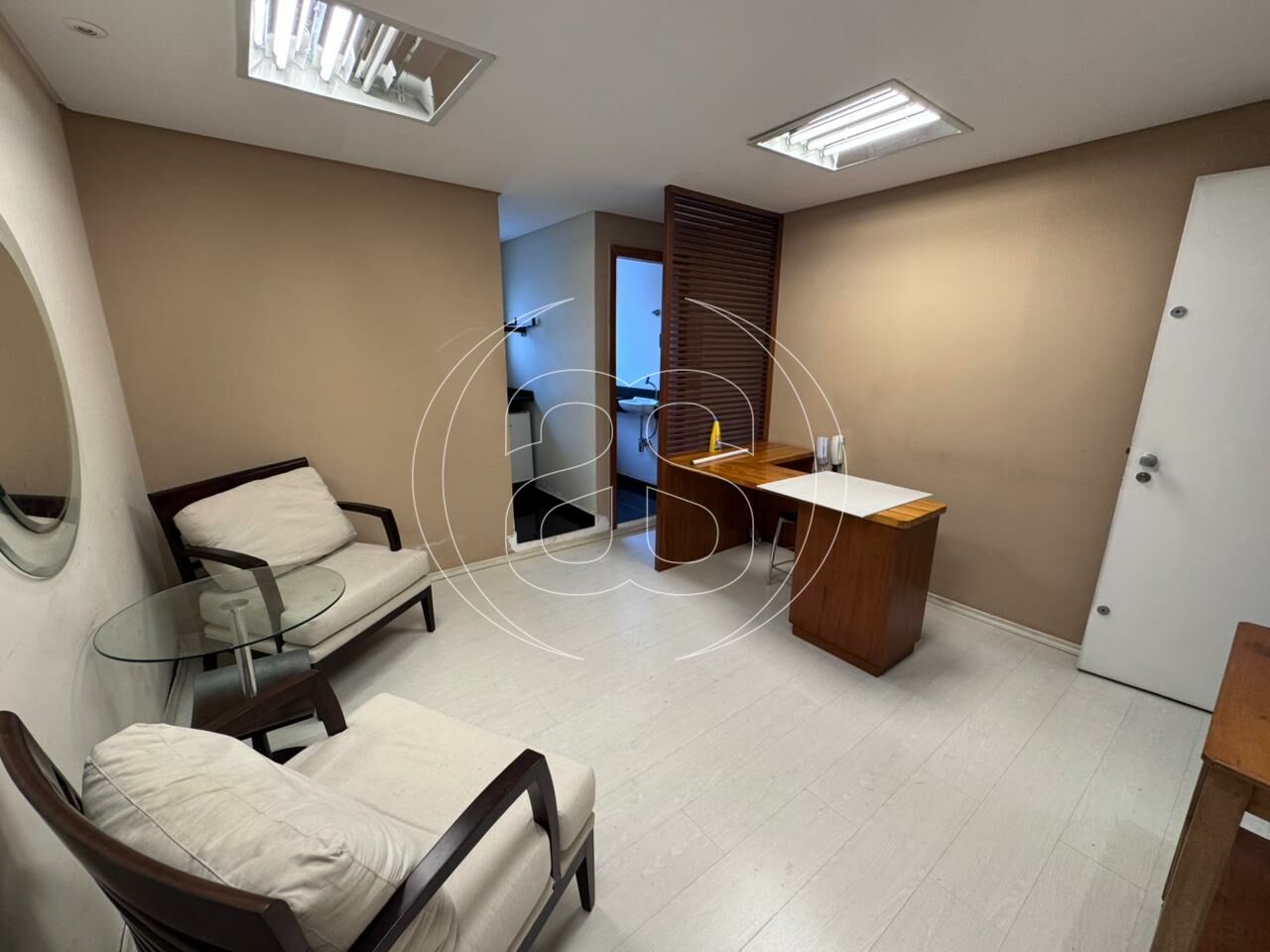 Sala Comercial à Venda e Locação em Moema!