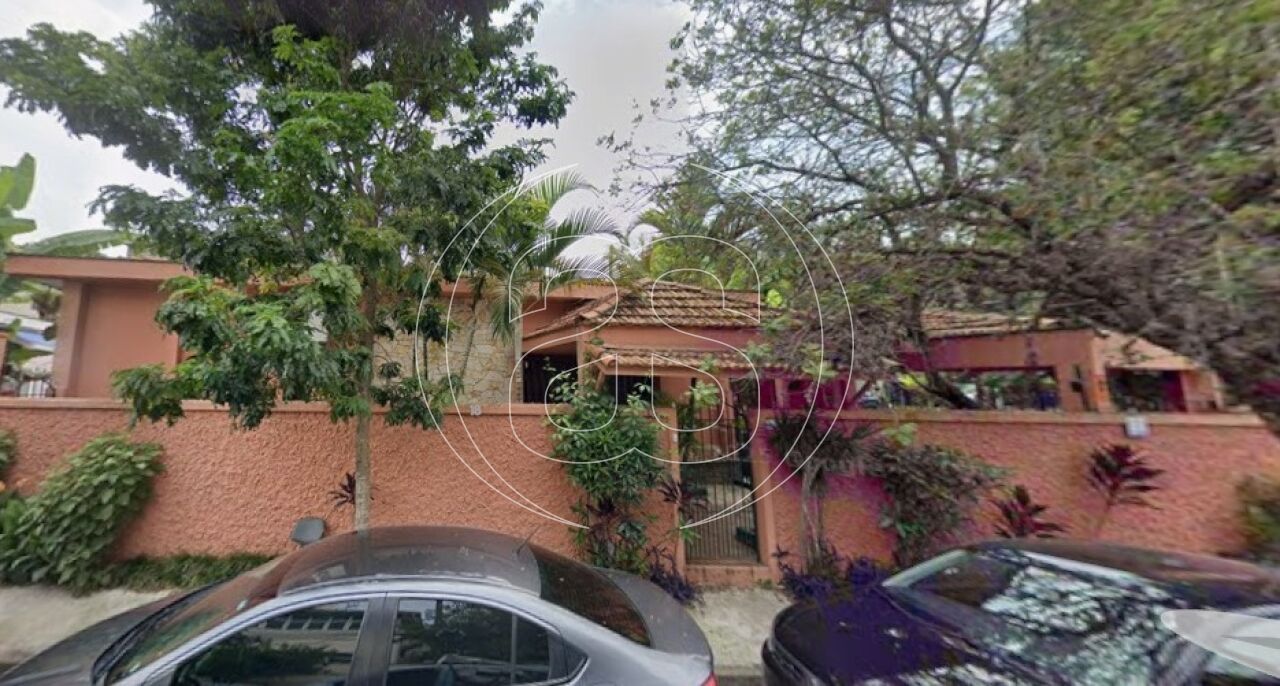 Casa com piscina com 540m² e 4 quartos na Chácara Monte Alegre