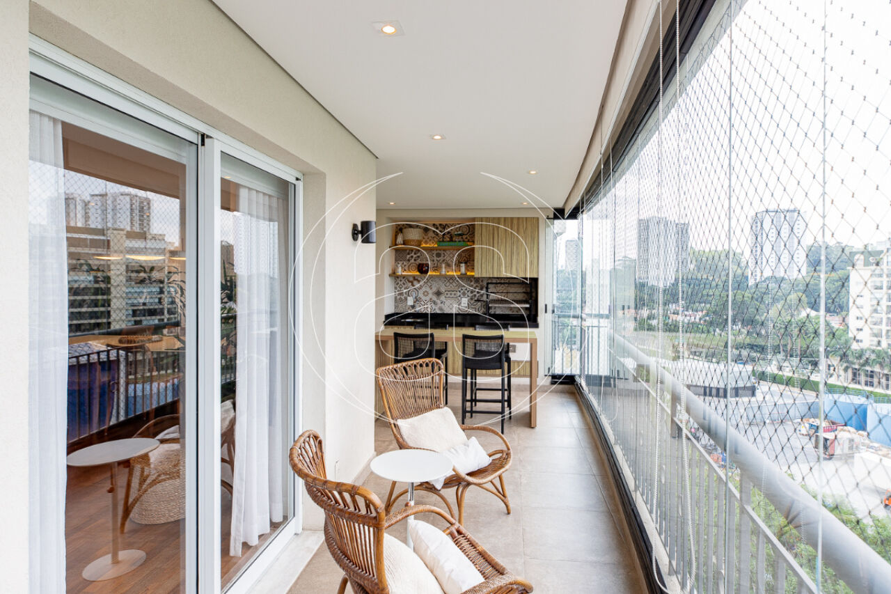 Apartamento à venda com 4 quartos, sendo 3 suítes, com 171m² em condomínio clube no Alto da Boa Visa